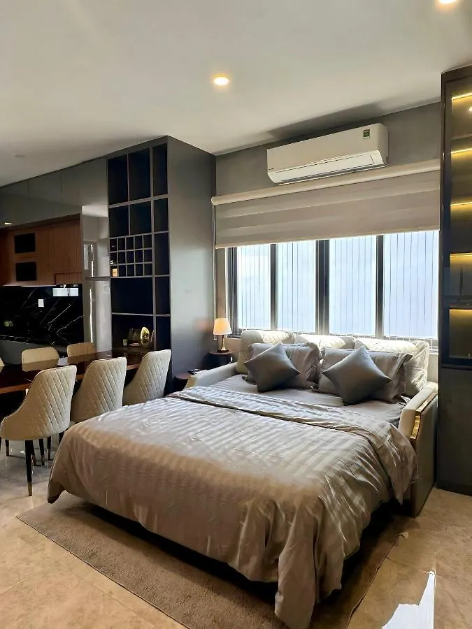 Khanh Nguyen Luxury, Fully Furnished Studio Apartment With Street View Ho Chi Minh